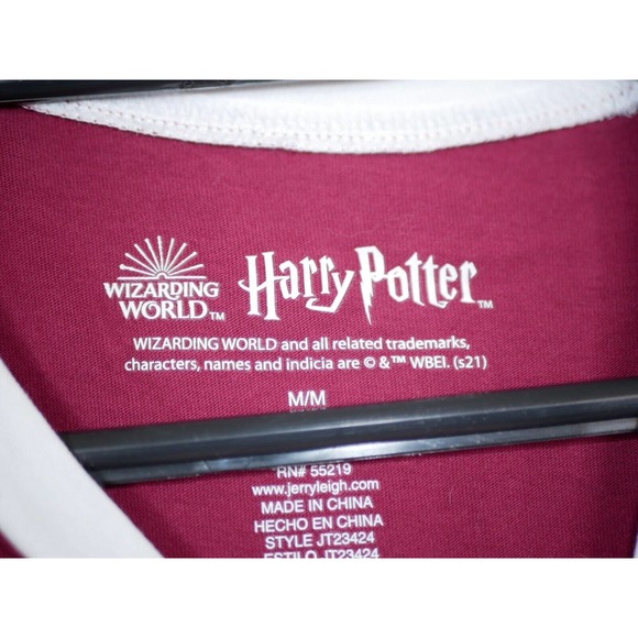 Harry Potter Wizarding World Quidditch at Hogwarts T-shirt Medium Golden Snitch - Picture 6 of 11